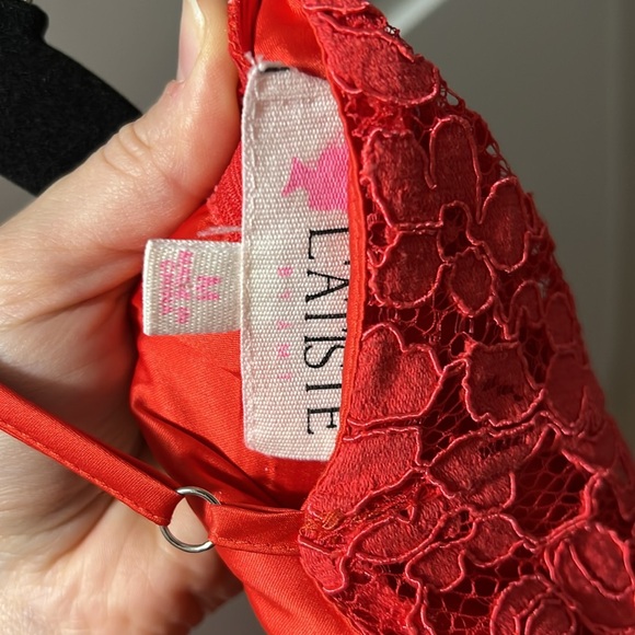 L’atiste knee length coral lace dress - Picture 4 of 4